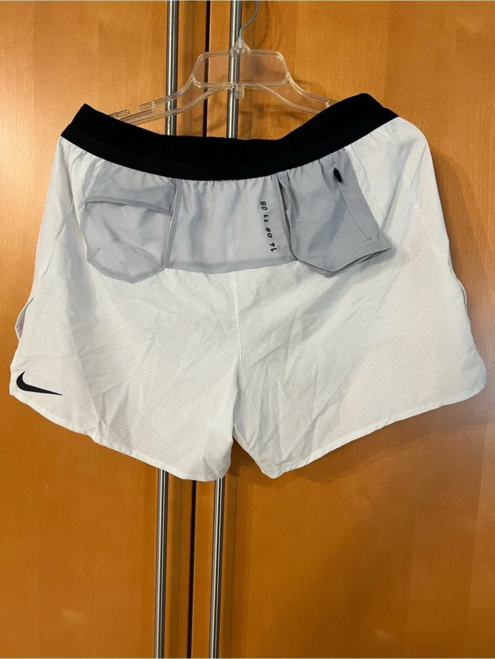 Nike Tech Pack Running Shorts US L White BV5689-096